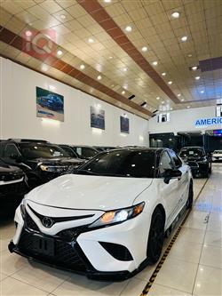 تۆیۆتا کامری